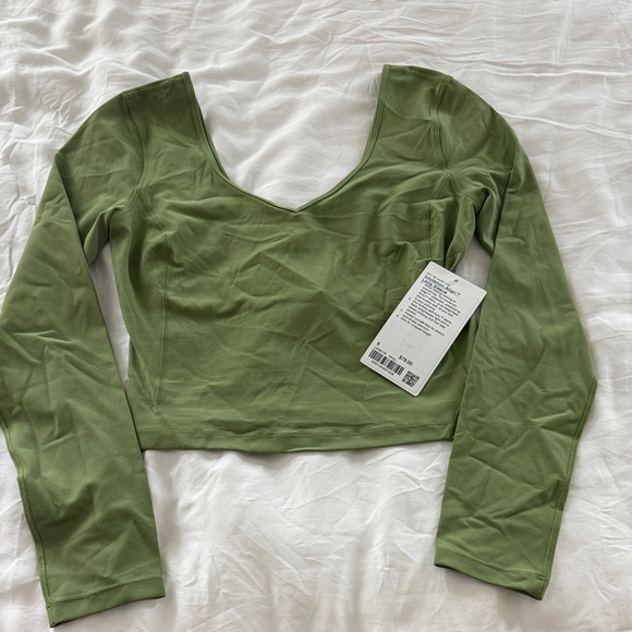 lululemon athletica Foliage Green Long Sleeve Bodysuit - Picture 1 of 1